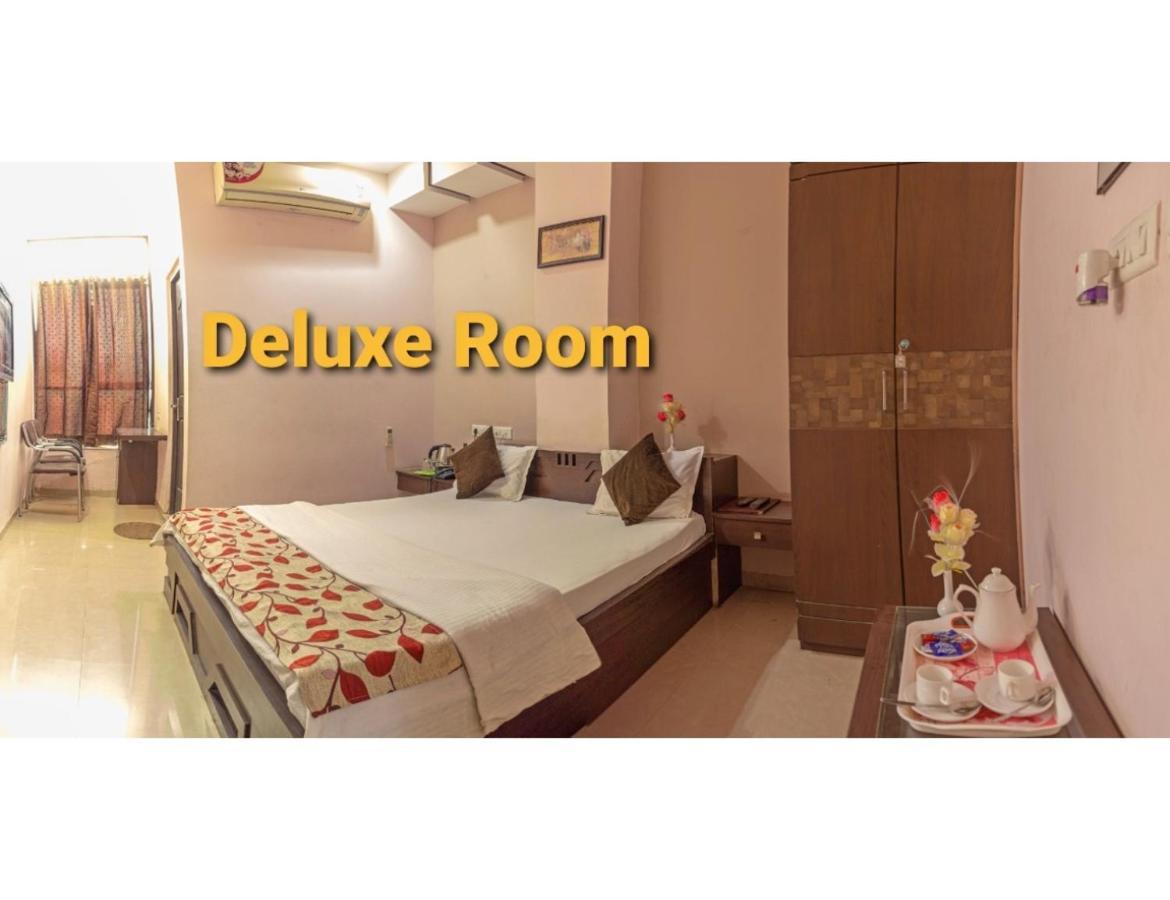 Hotel Shivam Fort View, Chittorgarh ภายนอก รูปภาพ